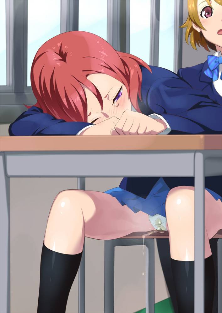 みんながいる授業中机の下でオナニーが止められない変態美少女の授業中オナ二次エロ画像-28