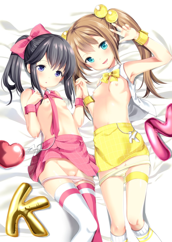 二次ロリ少女が上はたくし上げて下はずりおろして上も下も丸見えにしちゃう↑↓二次エロ画像-16