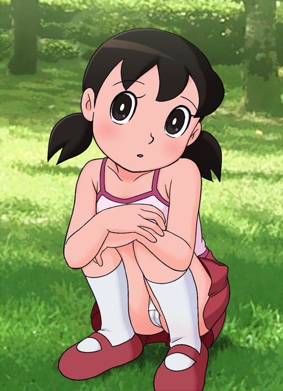 二次ロリ少女のしゃがみパンチラ、座りパンチラの無防備でかわいい姿で元気をもらうロリパンチラ二次エロ画像-17