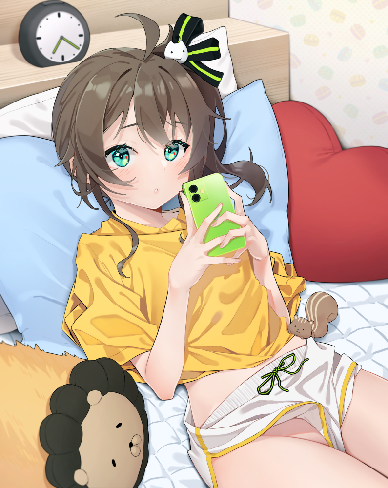 今だとこっちの方が見える事がある二次ロリ少女の隙間パンチラ二次エロ画像-36